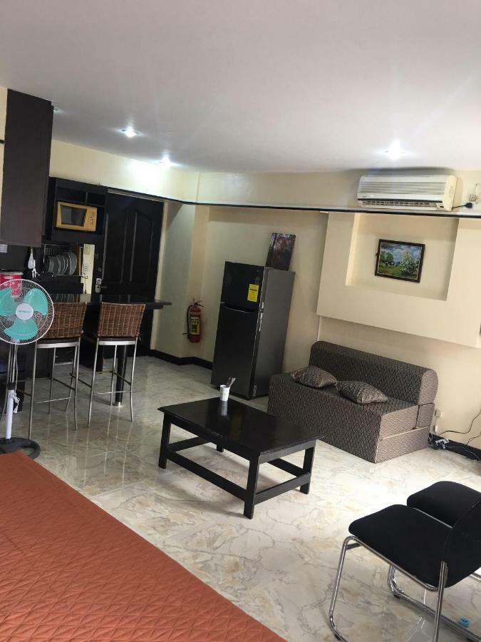 Cosy Studio @Kiener Hills Near Airport Apartment Mactan Bagian luar foto